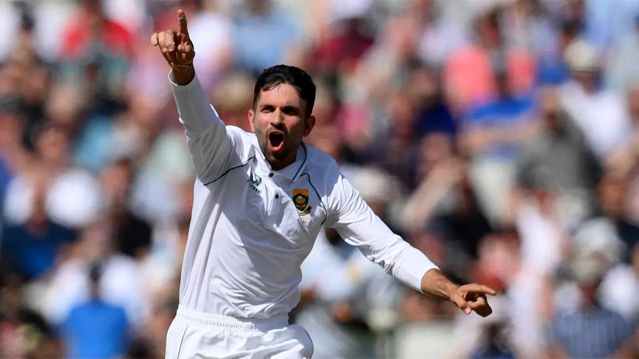 Maharaj's Spin Mastery Gives South Africa Upper Hand in First Test