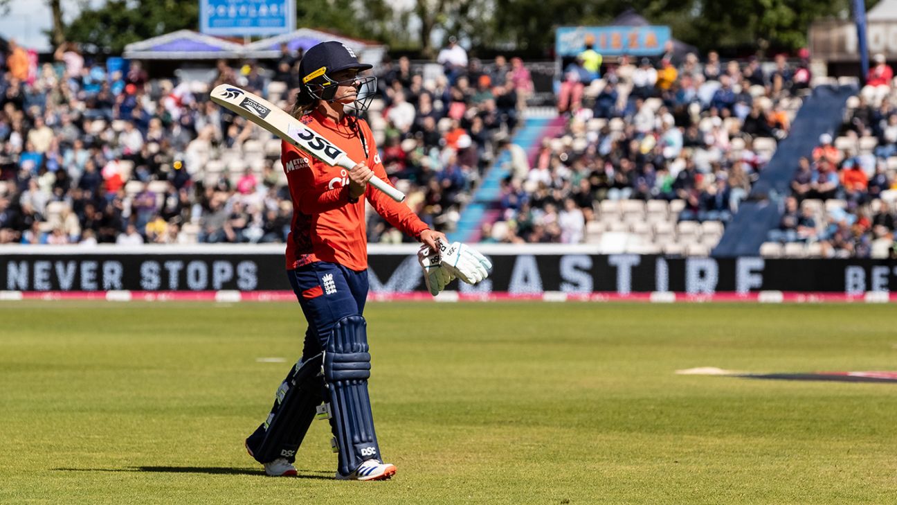 England Crush New Zealand in T20I Opener with Wyatt's Half-Century