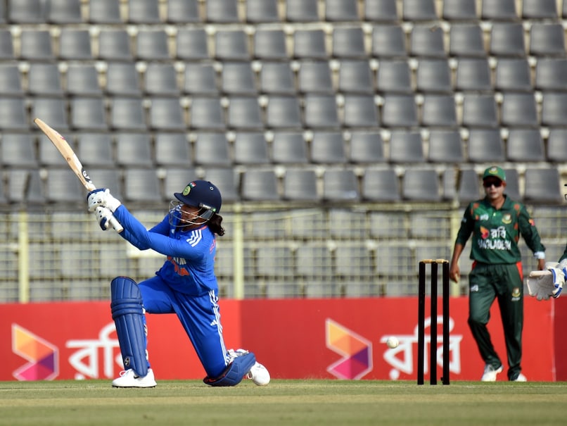 India Outclass Bangladesh in Women's T20I Opener