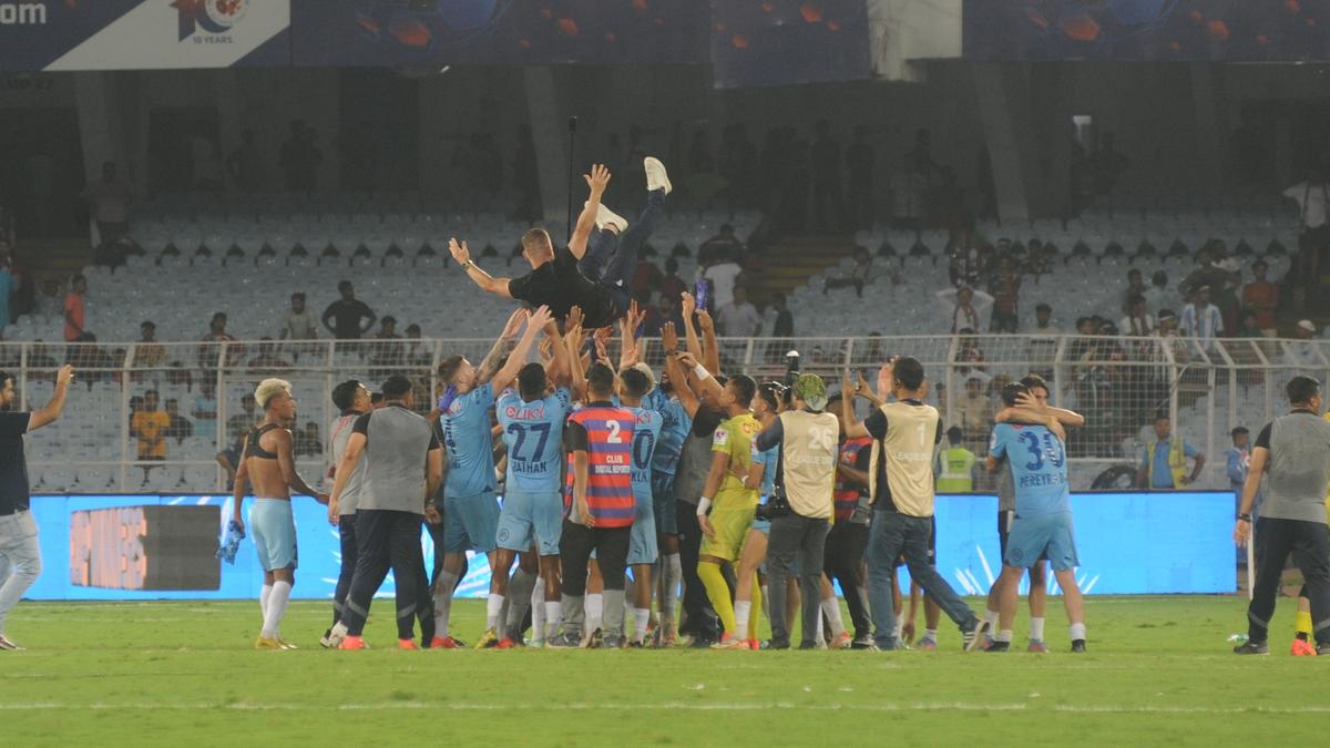 Mumbai City FC Regains ISL Crown with 3-1 Victory over Mohun Bagan