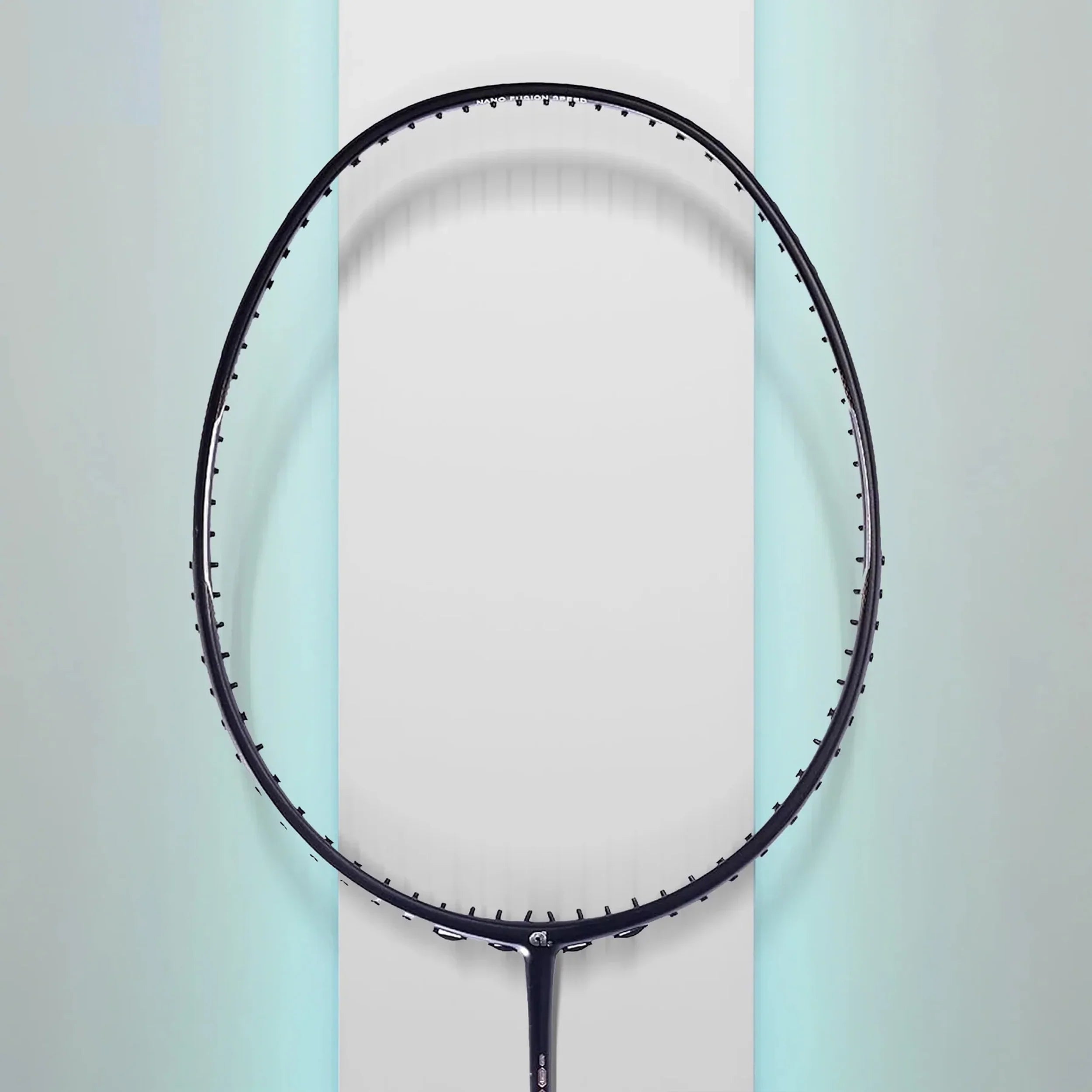 Review of Apacs Nano Fusion 722 Grey Badminton Racket, highlighting its features and performance.