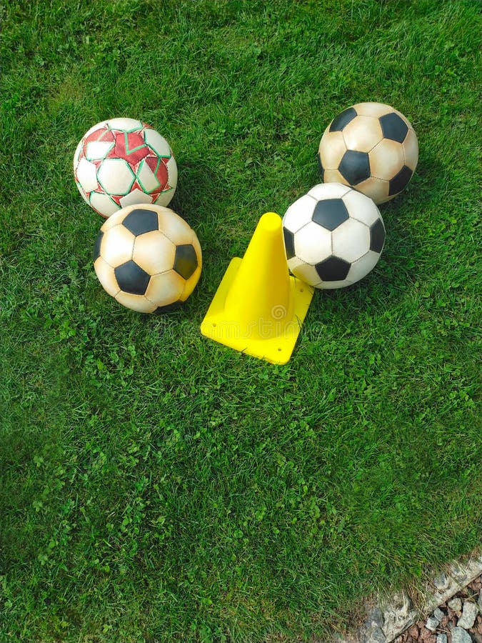 Offensive Play Development: Creating Effective Attacking Patterns in Football