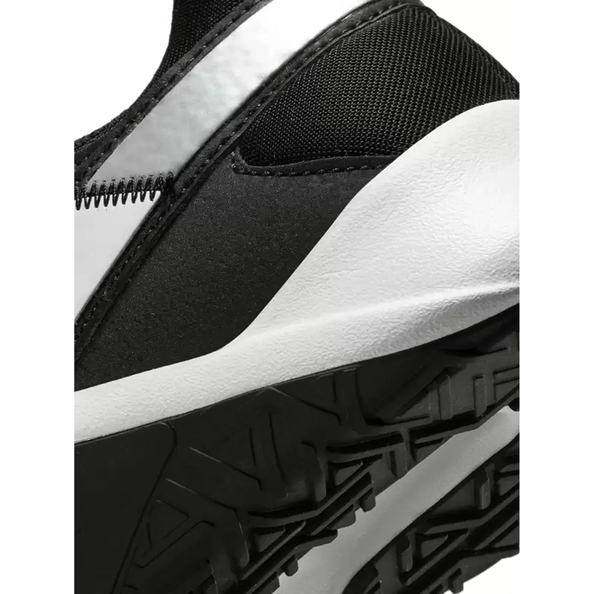 Nike Legend Essential 2 Training & Gym Shoes For Men (CQ9356-001) - DOD