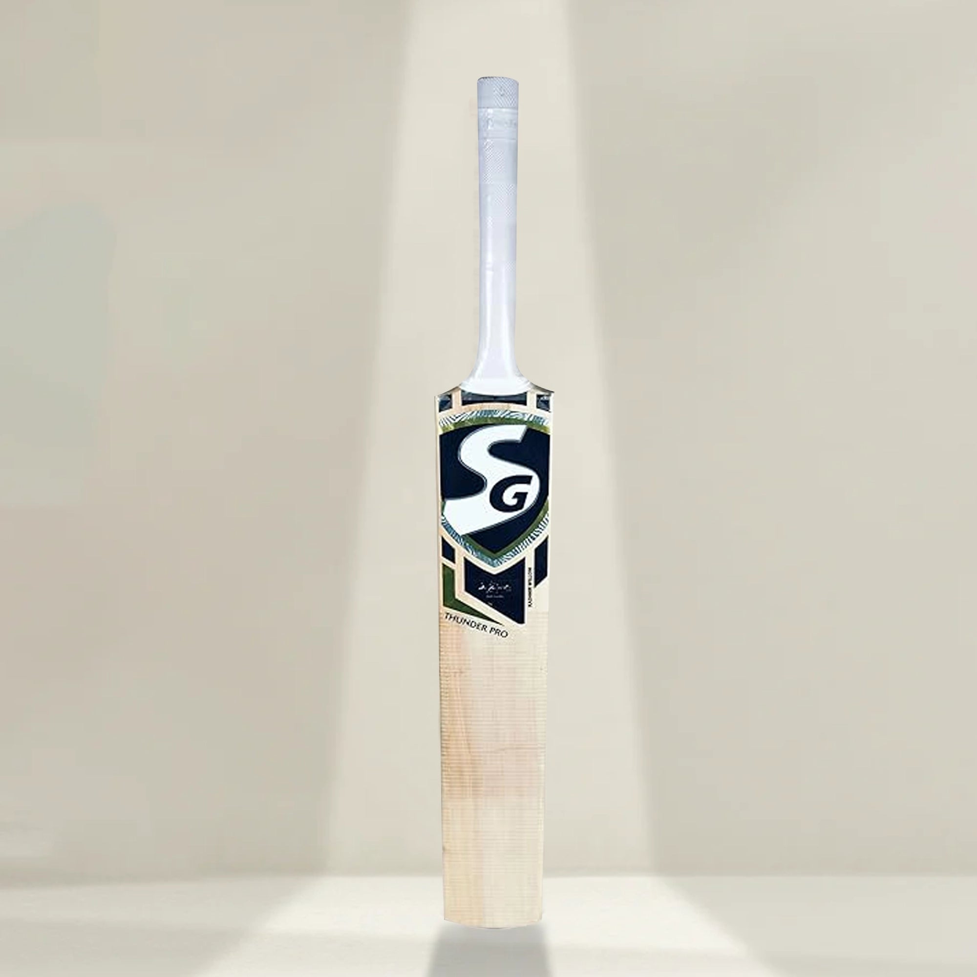 SG Thunder Pro Kashmir Willow Cricket Bat