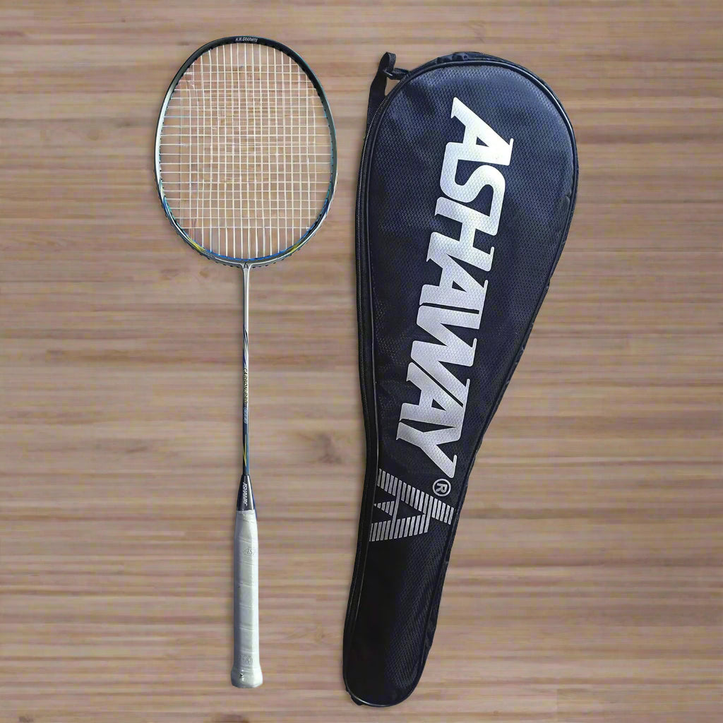 Ashaway_CARBON_PRO_6000_BadmintonRacket_Bag_Instasport