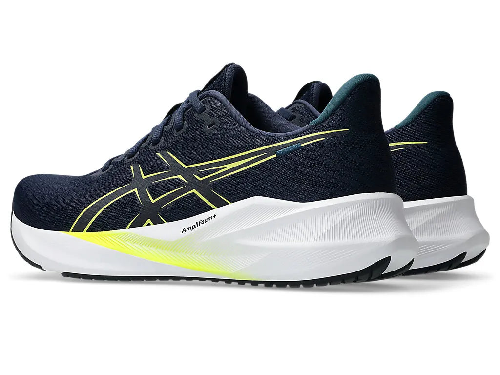 Asics_VersaBlast_4_Midnight_Left_InstaSport