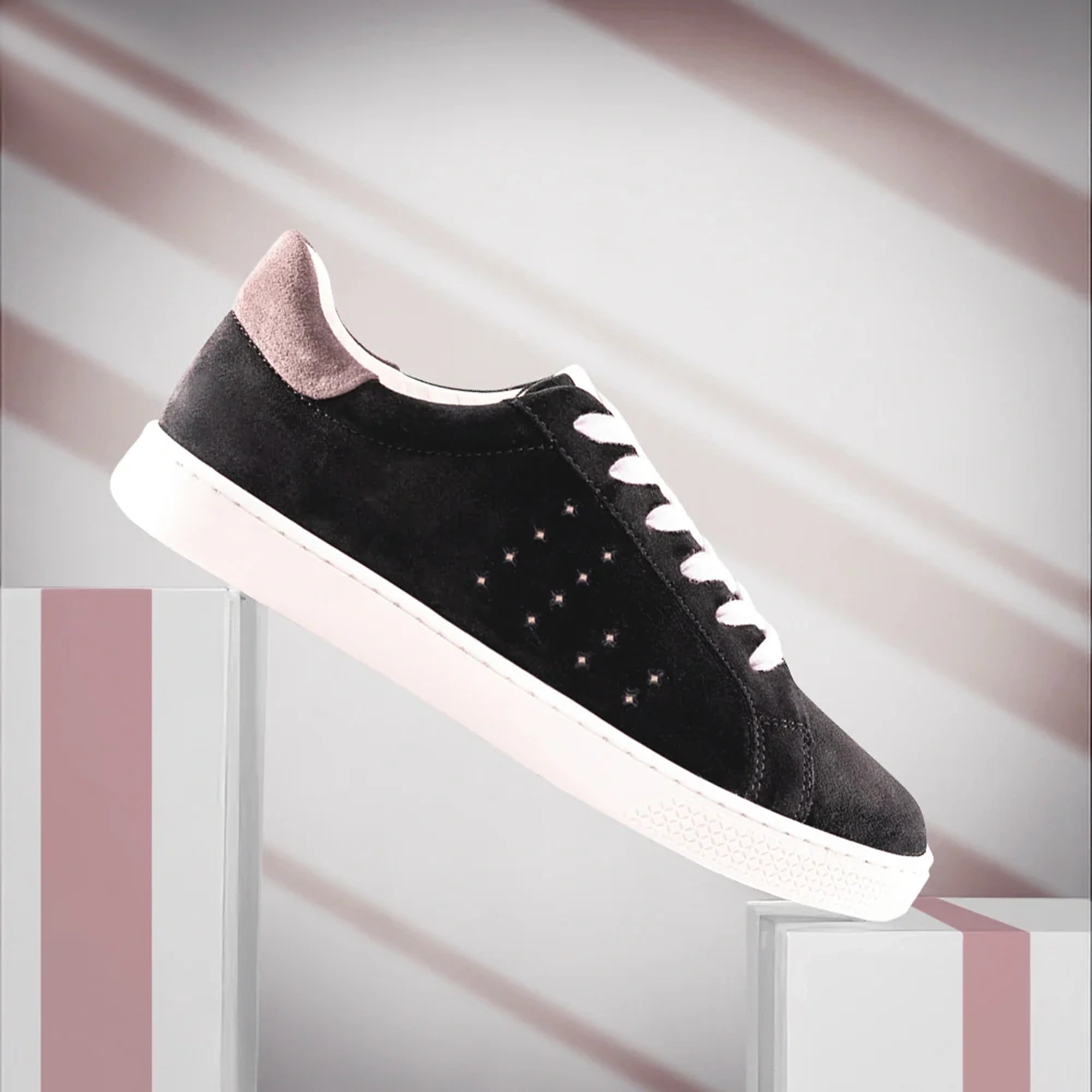 Lazo Halo Sneaker Tongue Graphic Obsidian Black Hematite Grey_InstaSport