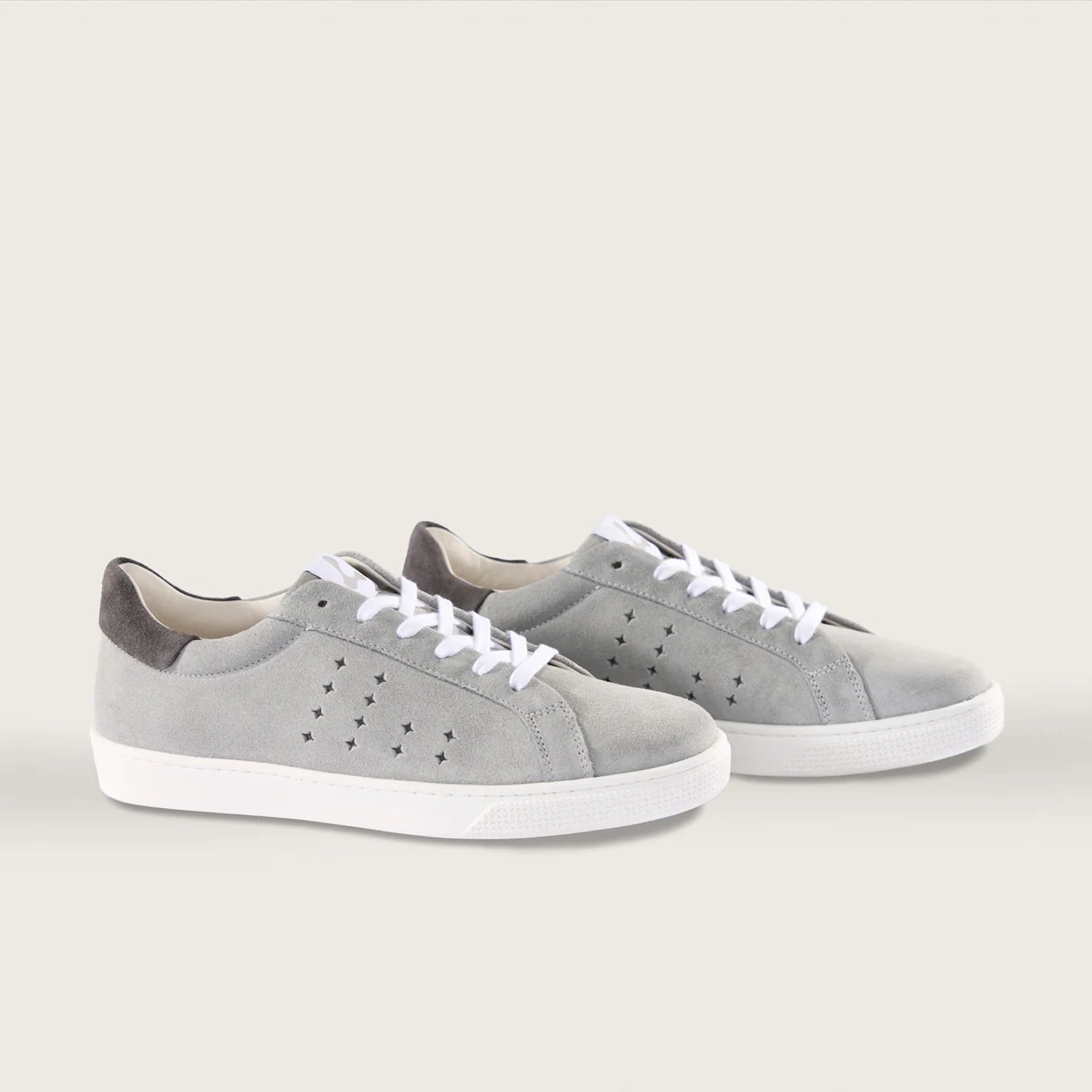 Lazo_Halo_Sneakers_Toungue_Graphic_Pyrite_Grey_Hematite_Grey_Sideview_InstaSport