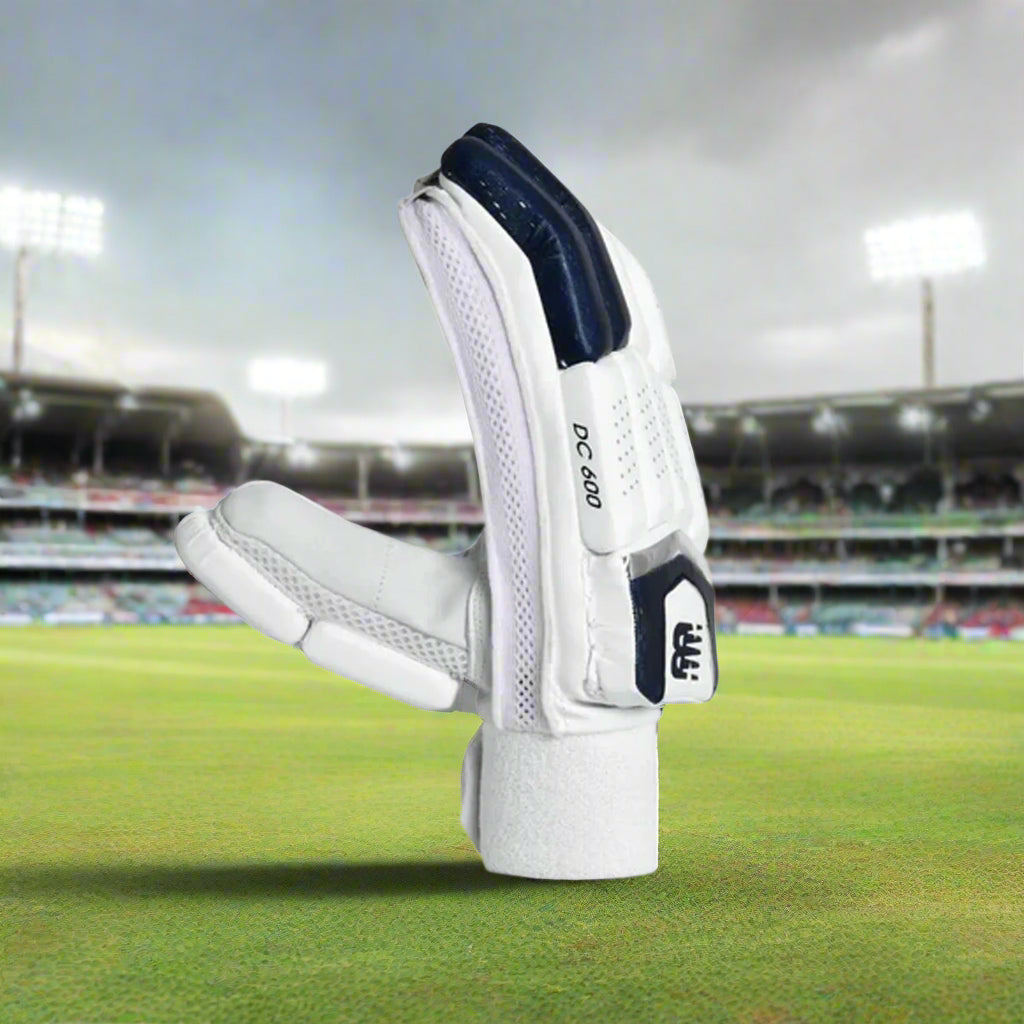 NewBalance_DC6i_Cricket_BattingGloves_Side_Instasport