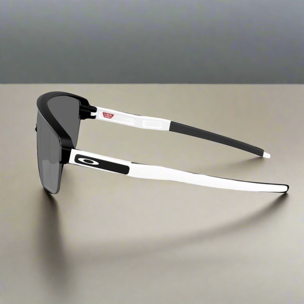 Oakley_Corridor_SQSunglass_MatteBlackPrizm_BlackLens_Side_Instasport