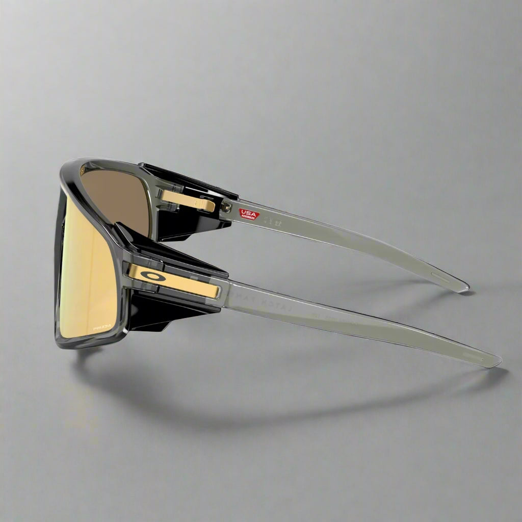 Oakley_Latch_Panel_Sunglass_GreySmoke_Prizm24kLens_Side_Instasport