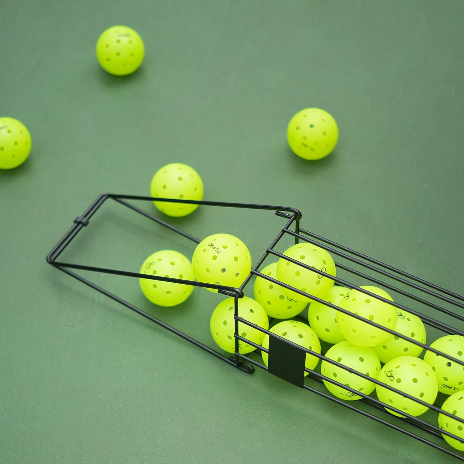 Pulse8_Pickleball_Picker_Black_Balls_InstaSport