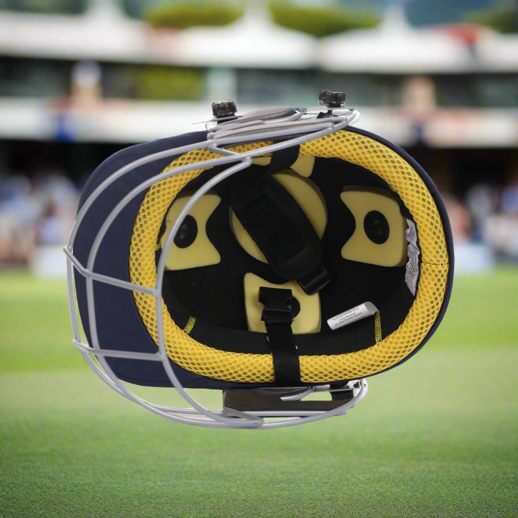 SG_Blazetec_CricketHelmet_Inside_Instasport