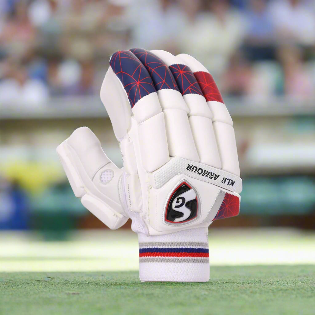 SG_KLR_Armour_BattingGloves_Right_Instasport