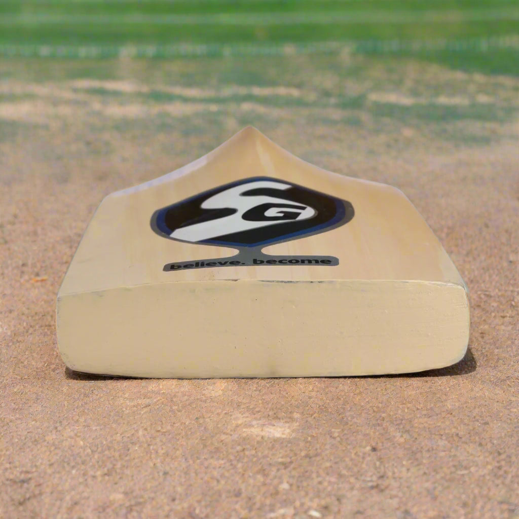 SG_RSD_Spark_KW_CricketBat_Bottom_Instasport