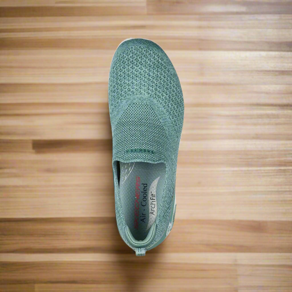 Skechers_104164-SAGE_Running_Shoes_Top_Instasport