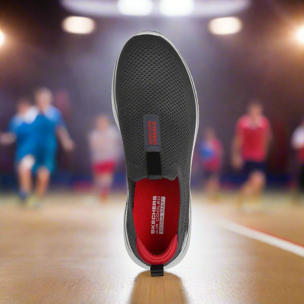 Skechers_216633-CCBK_SportsShoes_Top_Instasport