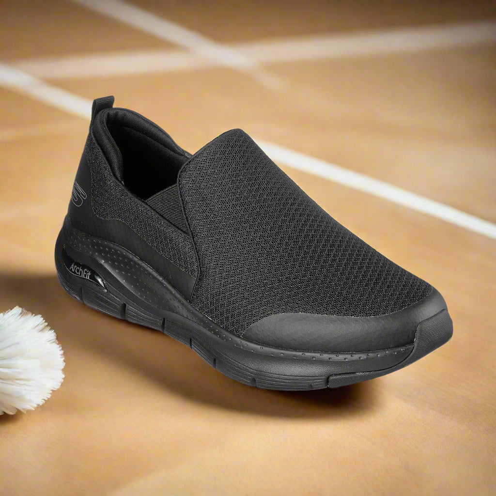 Skechers_232043-BBK_SportsShoes_Front_Instasport