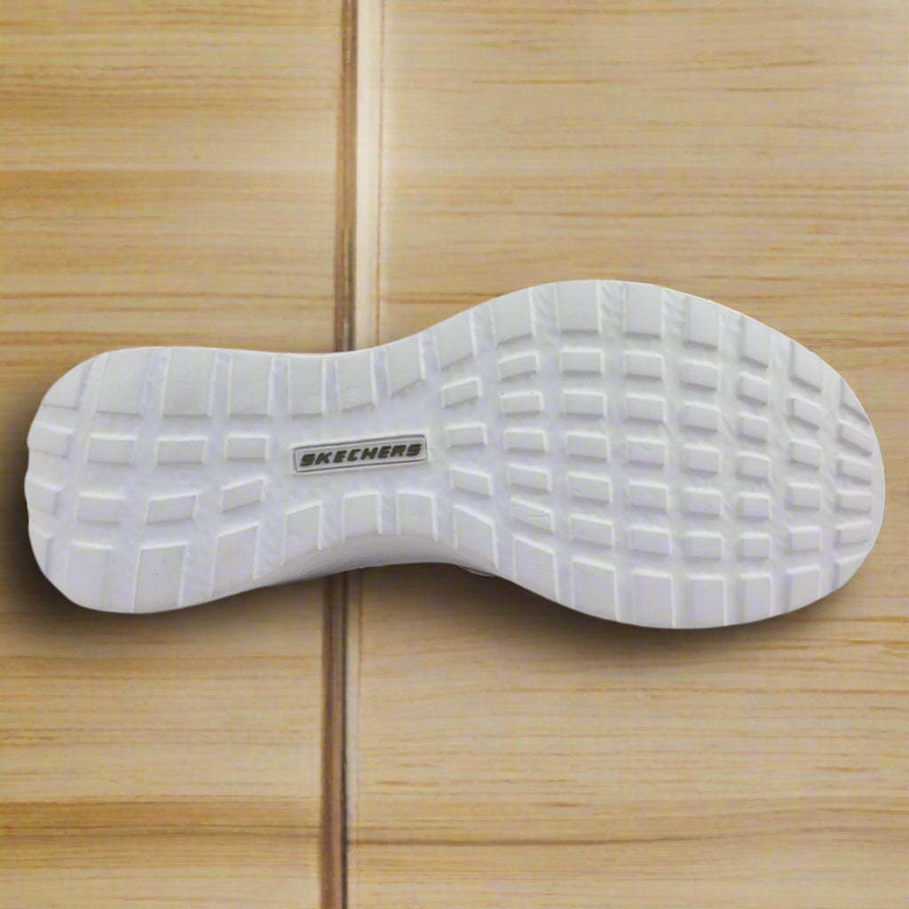 Skechers_8790014-OLV_SportsShoes_Sole_Instasport