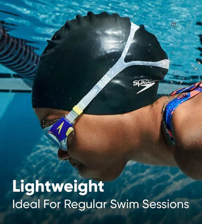 Speedo_Unisex_Flat_Silicone_Adult_Swimming_Cap_Black_Creative2_InstaSport