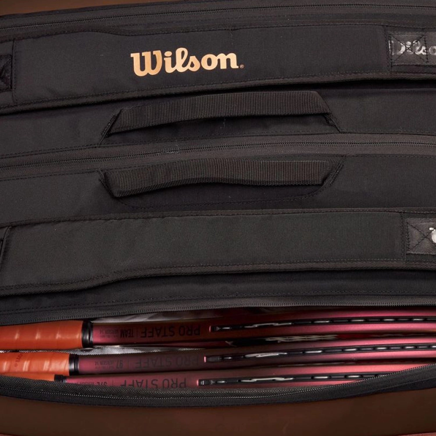 Wilson_ProStaff_V14_Super_Tour_TennisRacquet_Kitbag_15Pack_Spec_Instasport