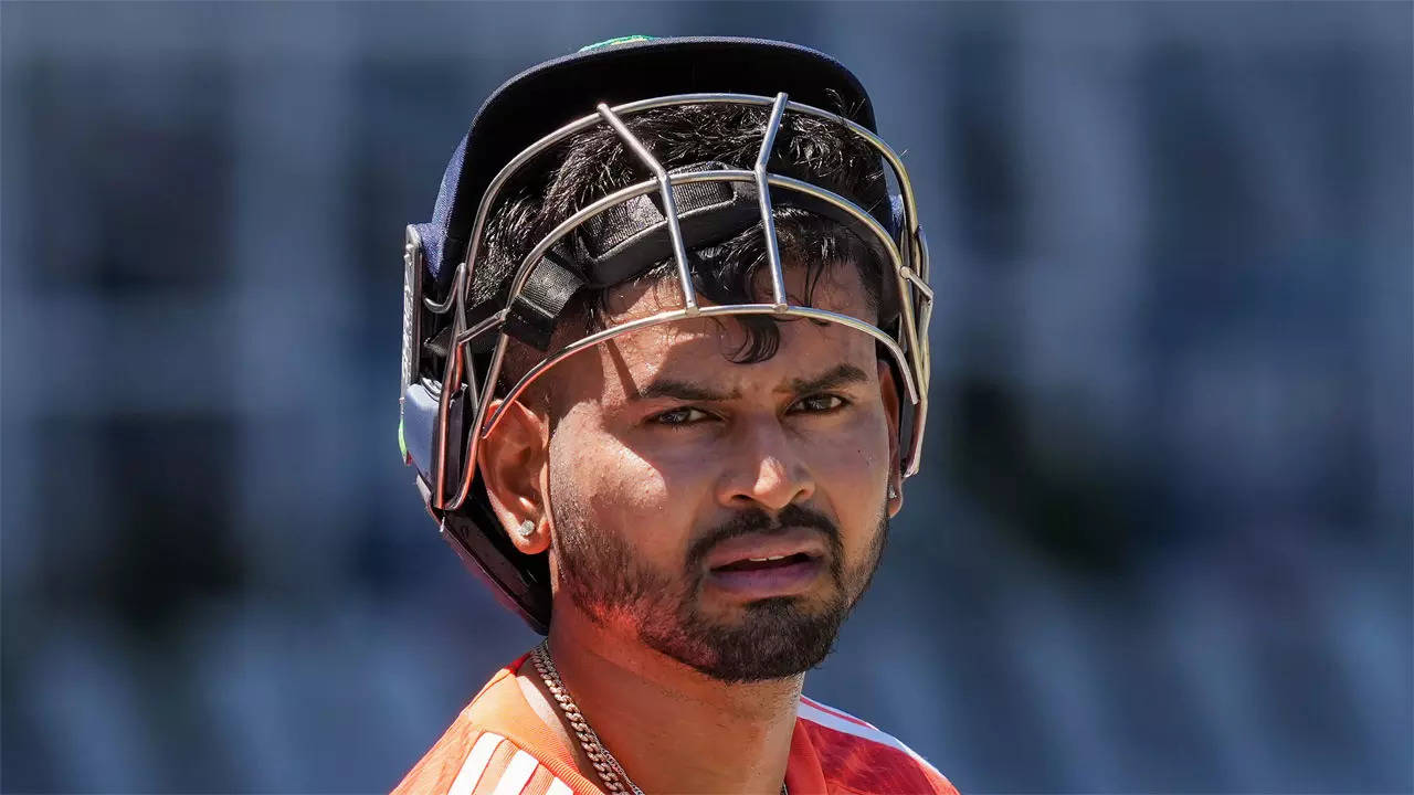 Shreyas Iyer's Fielding Excellence Amidst Adversity