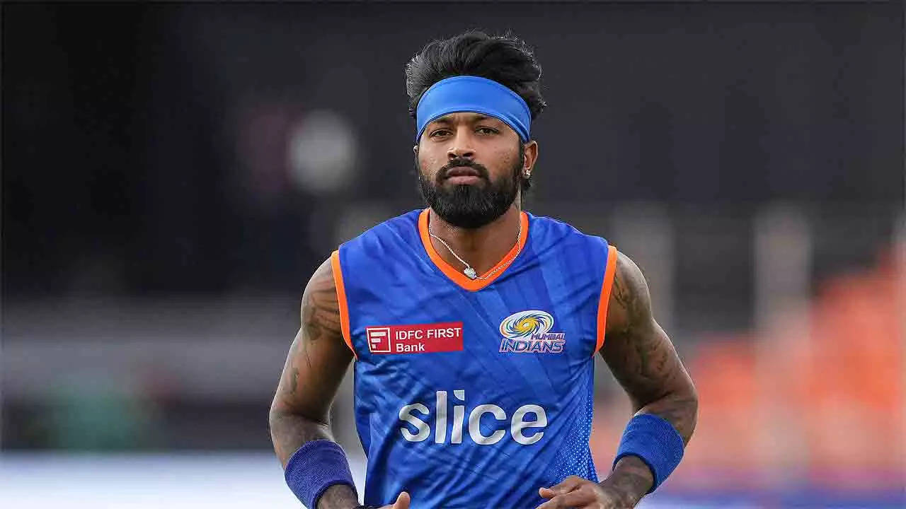 Hardik Pandya Faces Booing, But Tiwary Praises His Composure