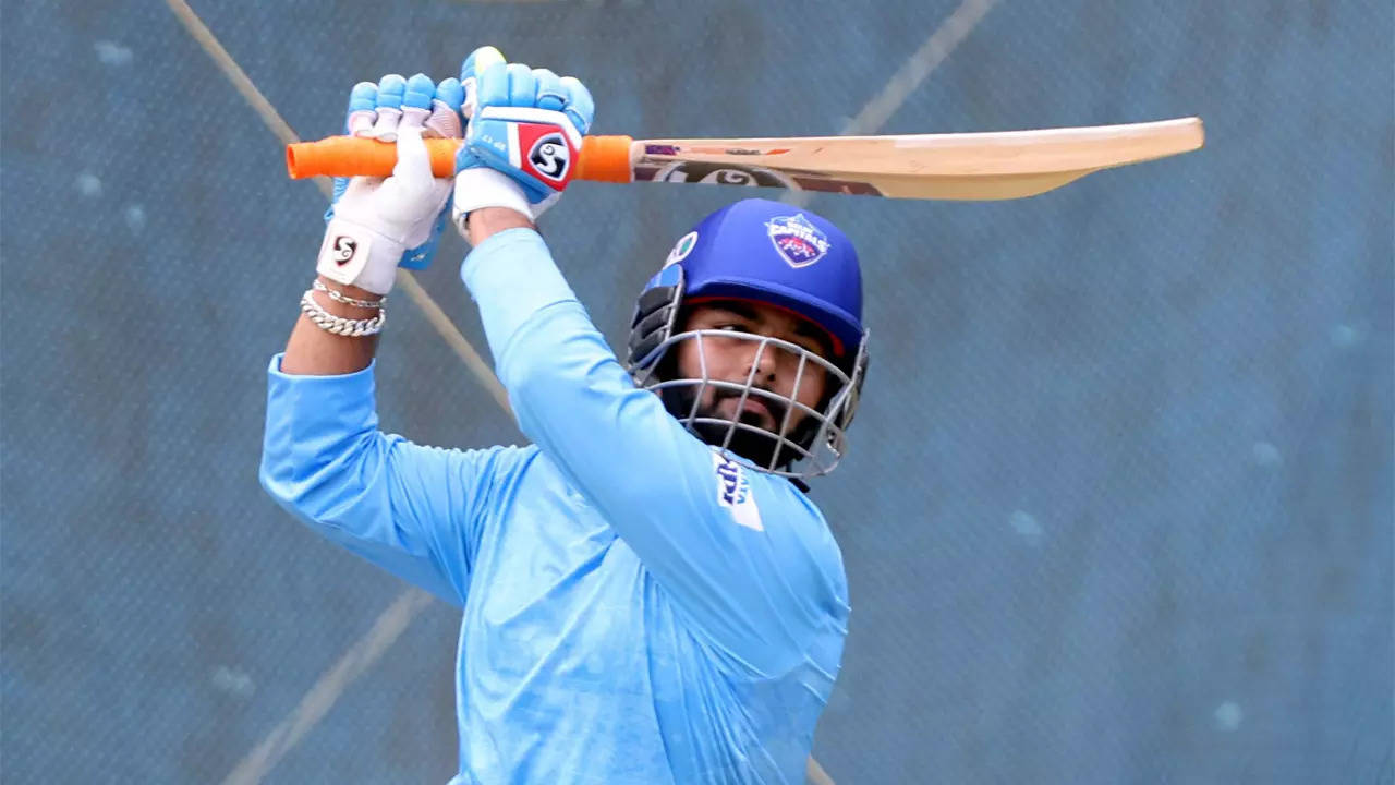 Pant and Ashwin's Heartfelt Exchange at RR Practice Session