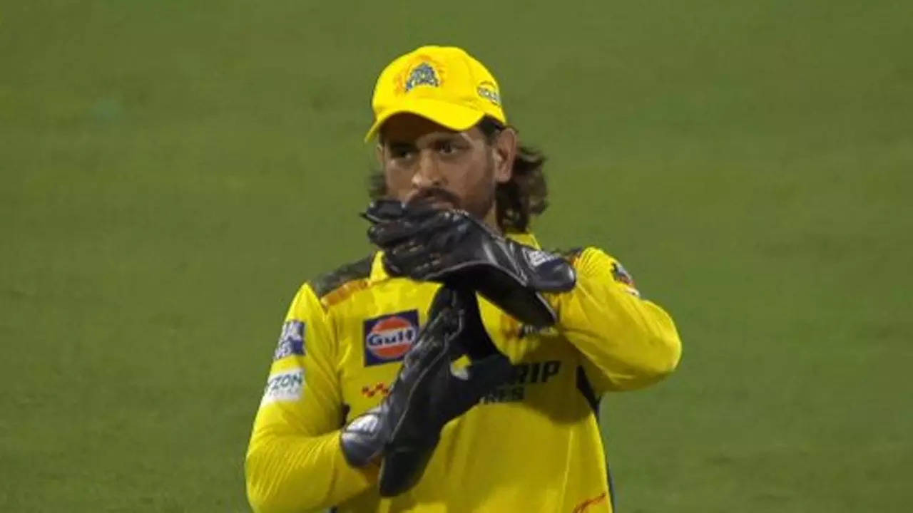 Dhoni's Instincts Shine in CSK's Narrow Defeat