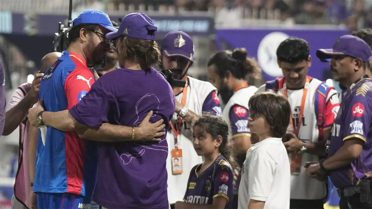 Shah Rukh Khan, Sourav Ganguly's Nostalgic Reunion at Eden Gardens