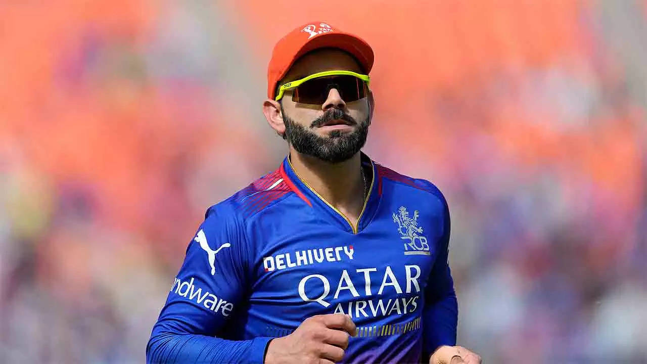 AB de Villiers Defends Virat Kohli, Slams 'Data-Driven Pundits'