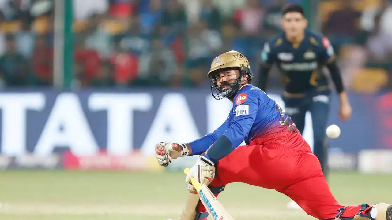 RCB's Explosive Start, Resilience Lead to Thrilling Victory Over Gujarat Titans