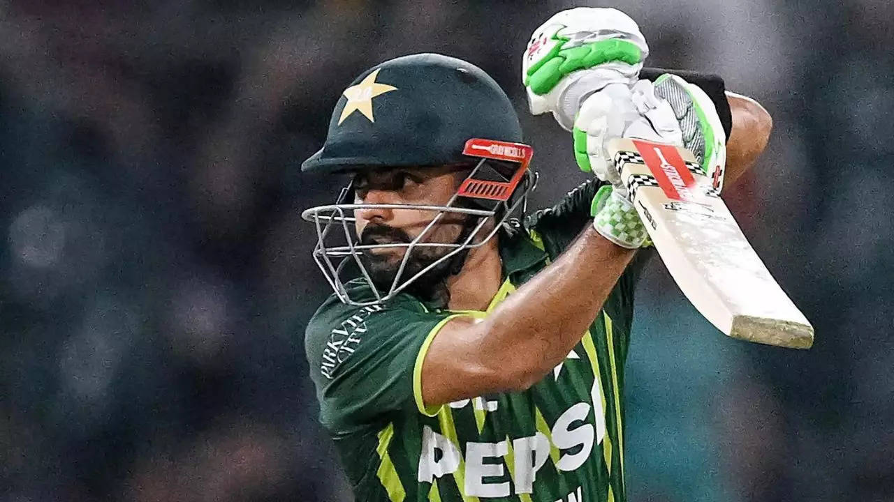 Basit Ali Challenges Babar Azam to Hit Three Consecutive Sixes