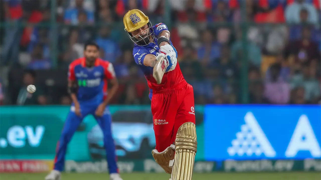 Virat Kohli Creates History, Becomes First Player to Play 250 IPL Matches for a Single Team