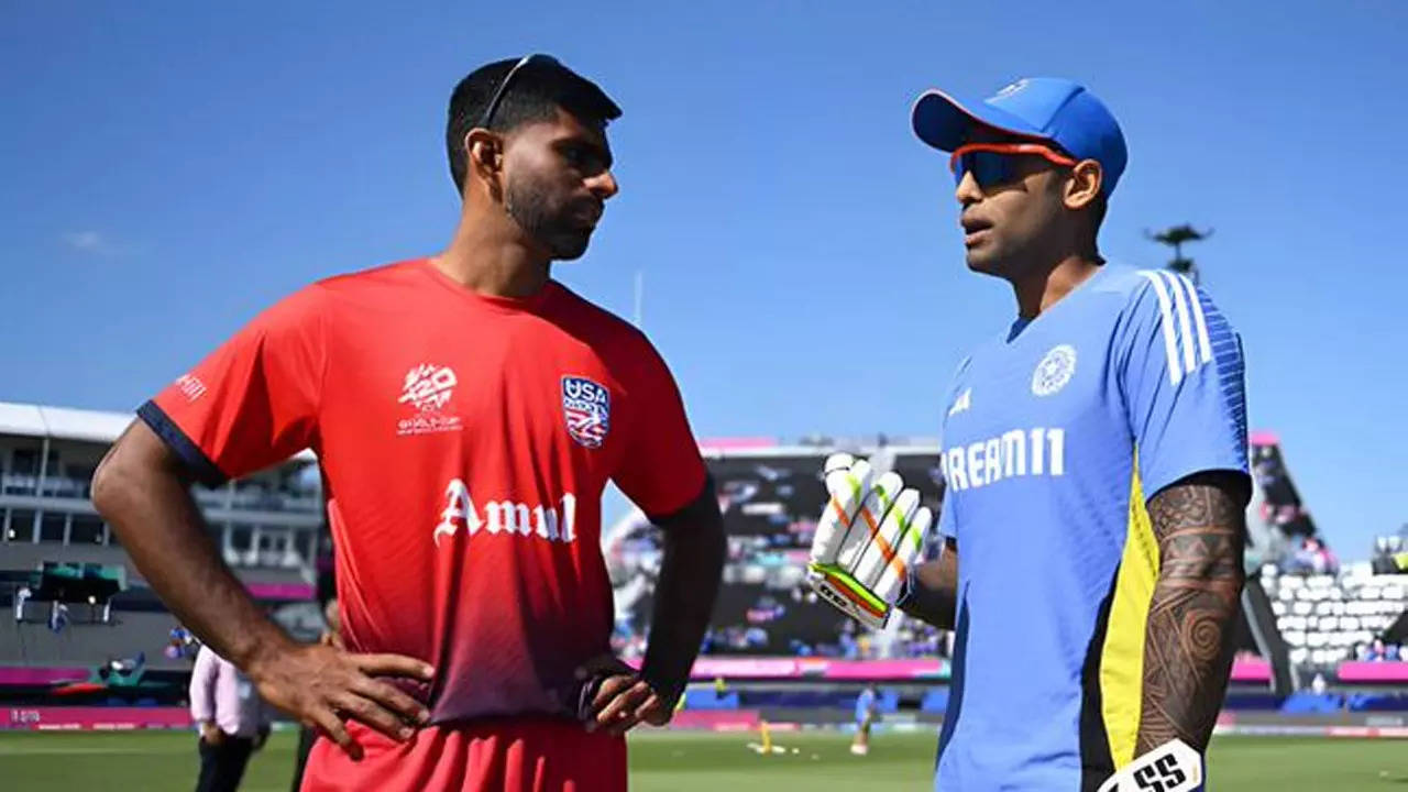 India-Born American Pacer Netravalkar Reunites with Rohit, Suryakumar After T20 World Cup Match