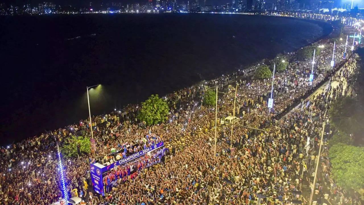 Mumbai Celebrates India's T20 World Cup Triumph with Grand Parade