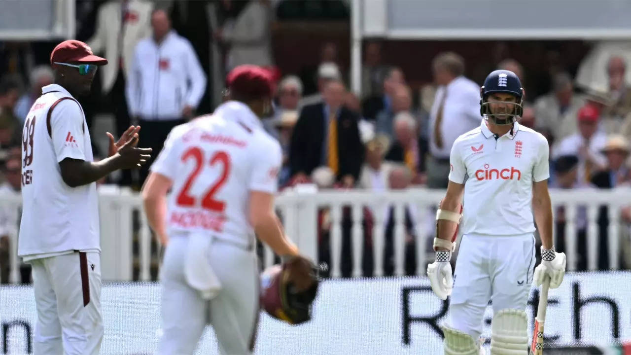 West Indies' Guard of Honor for Anderson Thwarted by Jubilant Run Out