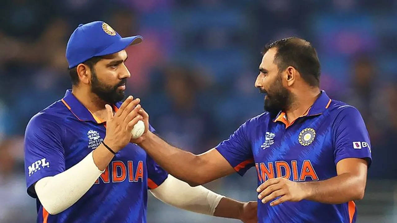 Mohammed Shami Reveals Training Secrets: Kohli Enjoys Challenges, Rohit Refuses to Face Him