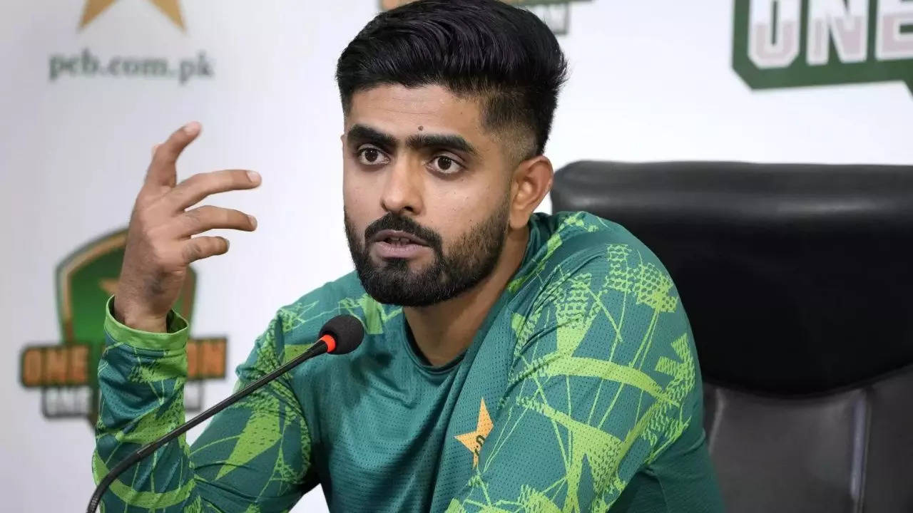 Pakistan Cricket Team Reshuffles Batting Order, Babar Azam to Bat at Number Four