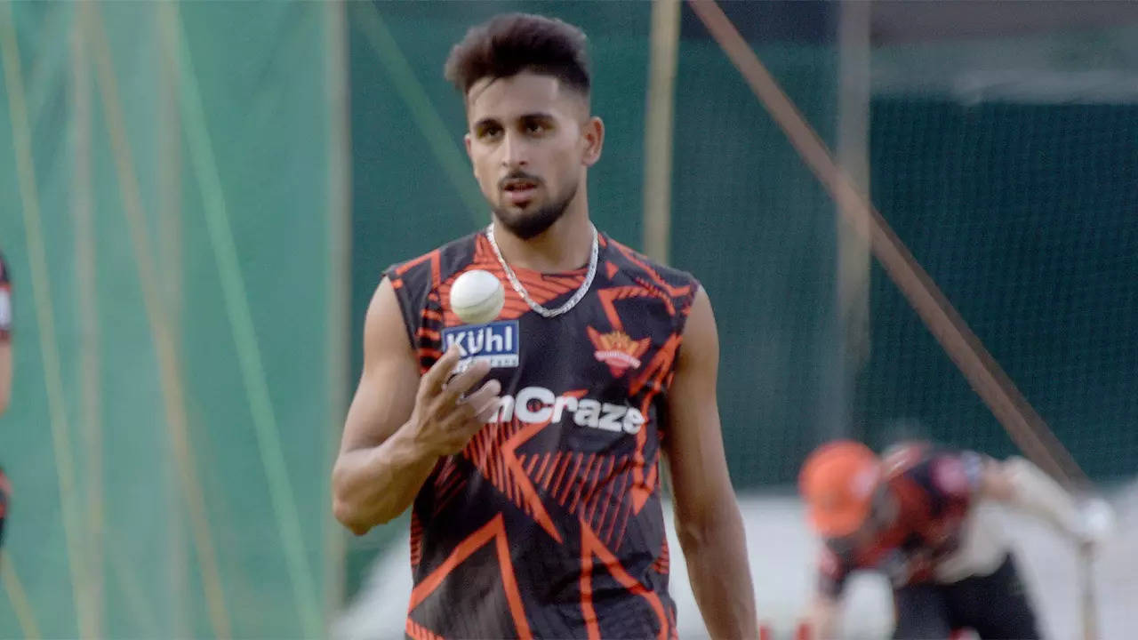 Umran Malik Recovers from Dengue, Targets Duleep Trophy Glory