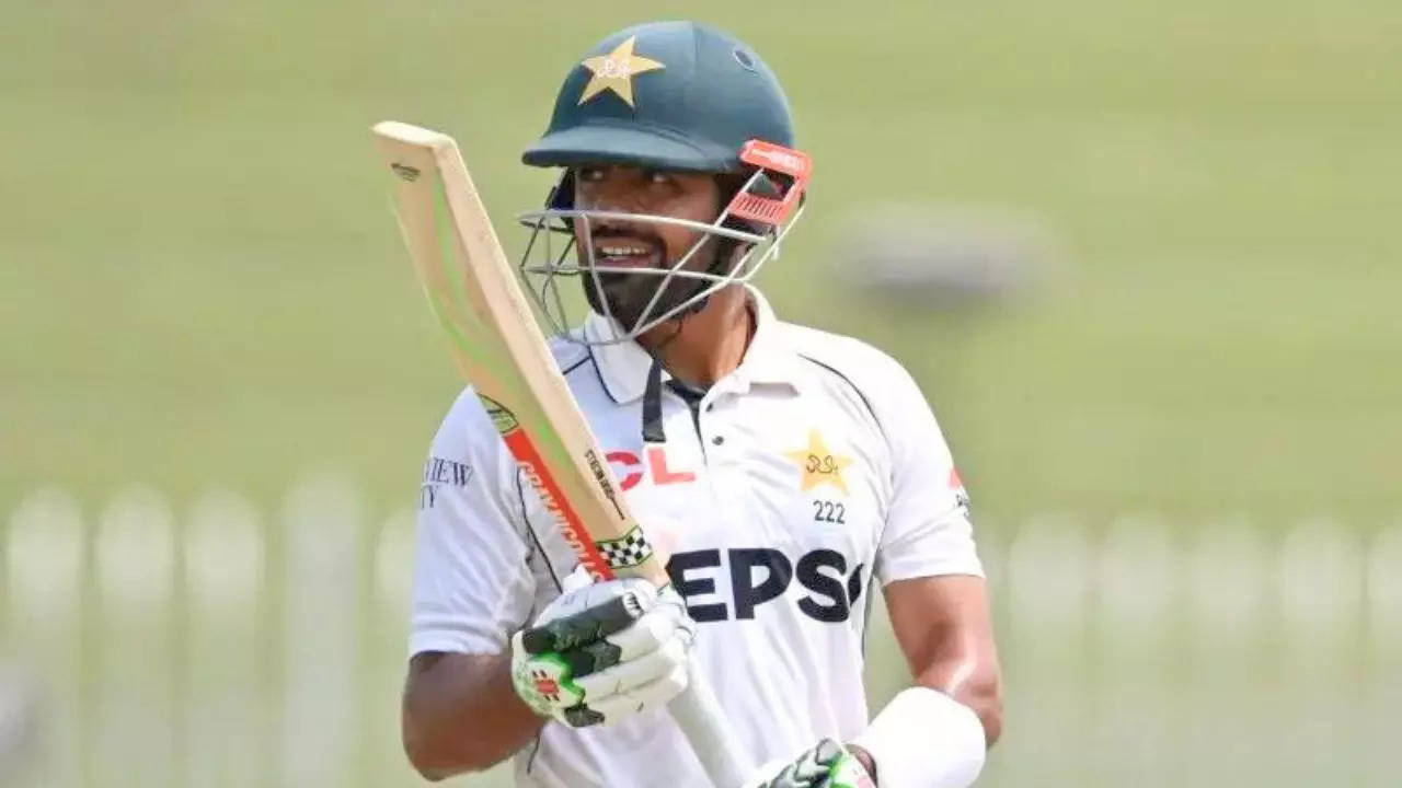 Pakistan Coach Gillespie Backs Babar Azam Amidst Batting Slump