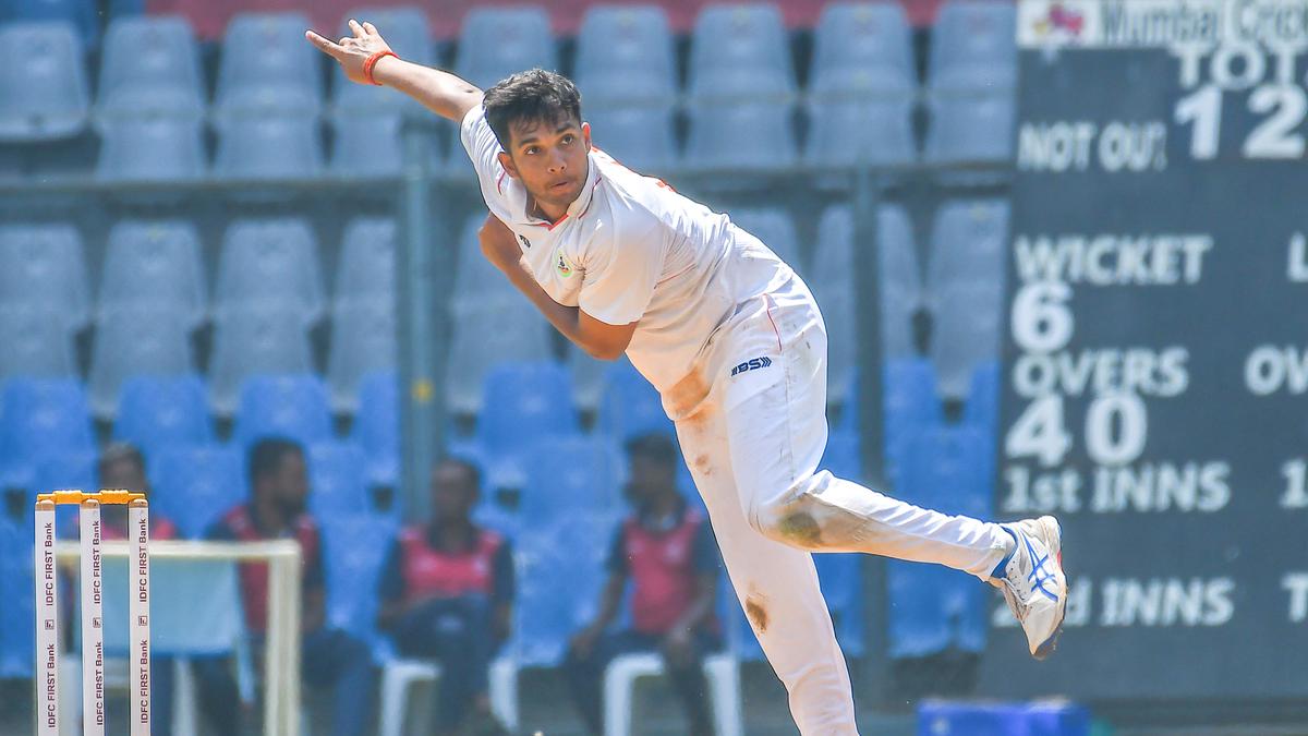 Vidarbha's Harsh Dubey Targets Key Wickets in Ranji Trophy Triumph