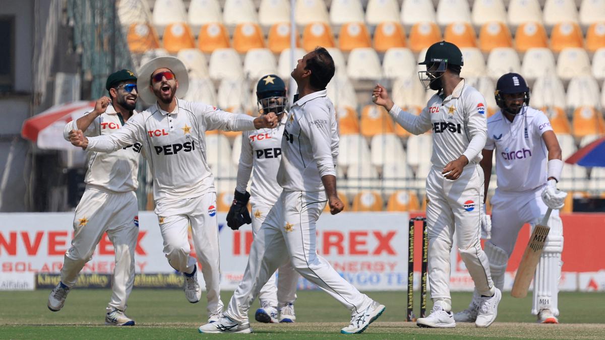 Pakistan's Spinners Crush England in Multan Test, Level Series