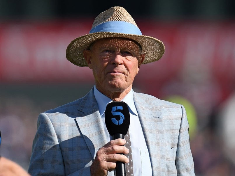 Geoffrey Boycott Undergoes Successful Throat Cancer Surgery