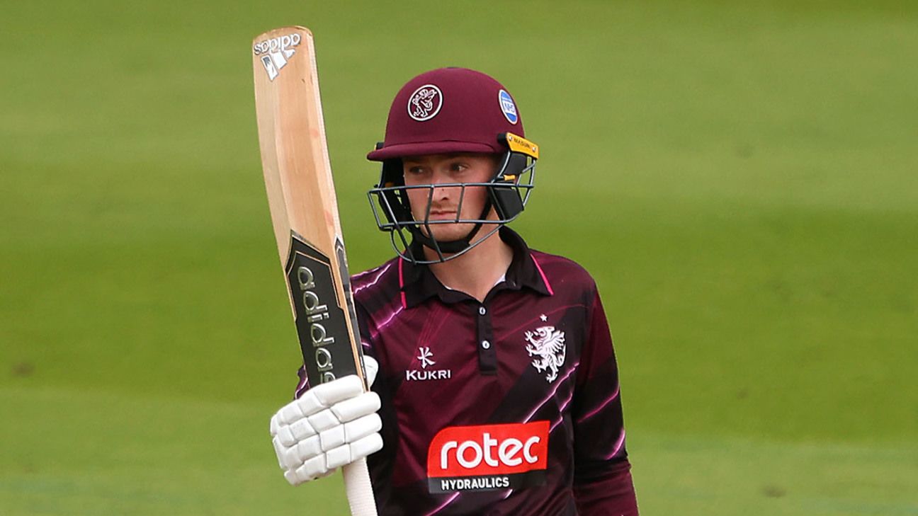 Somerset Triumph Over Worcestershire in Metro Bank One-Day Cup