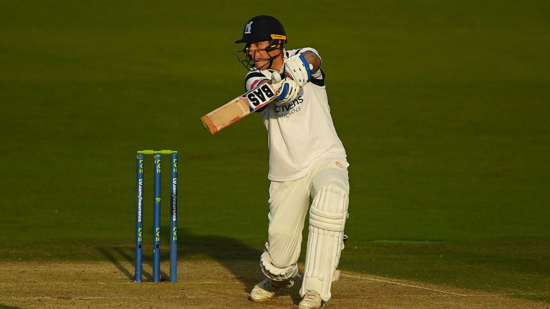 Burgess Century Leads Warwickshire Fightback Against Somerset