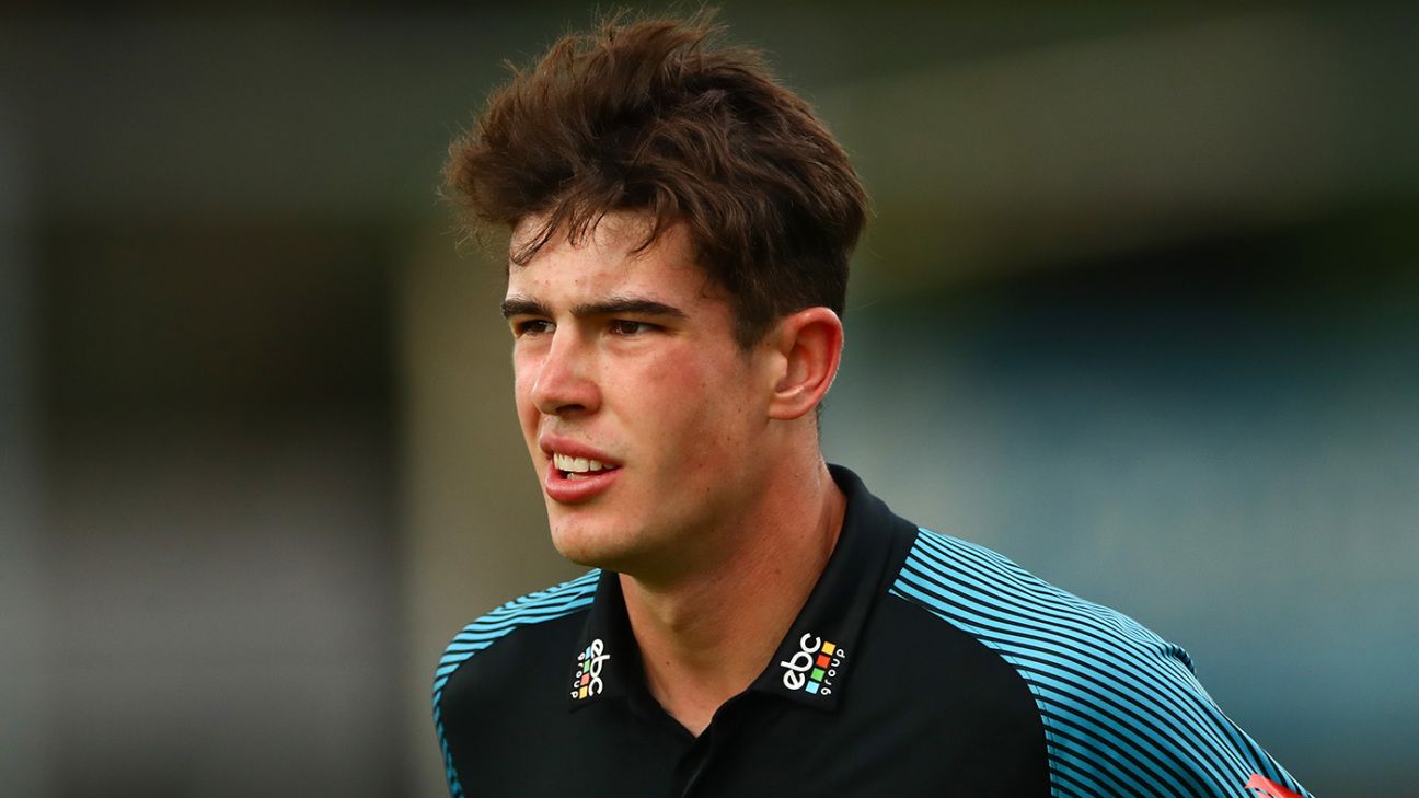 Tragic Loss: Worcestershire Spinner Josh Baker Dies at 20