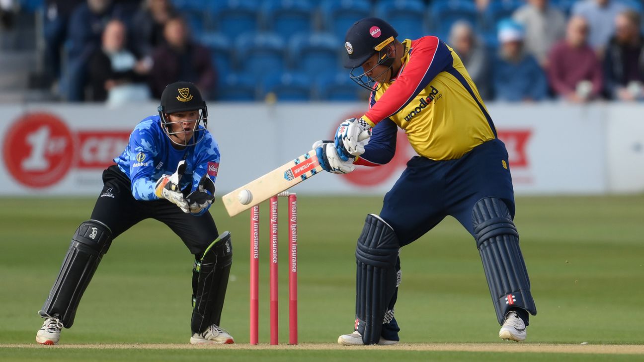 Essex Snatch Victory from Glamorgan's Grasp in Vitality Blast Thriller