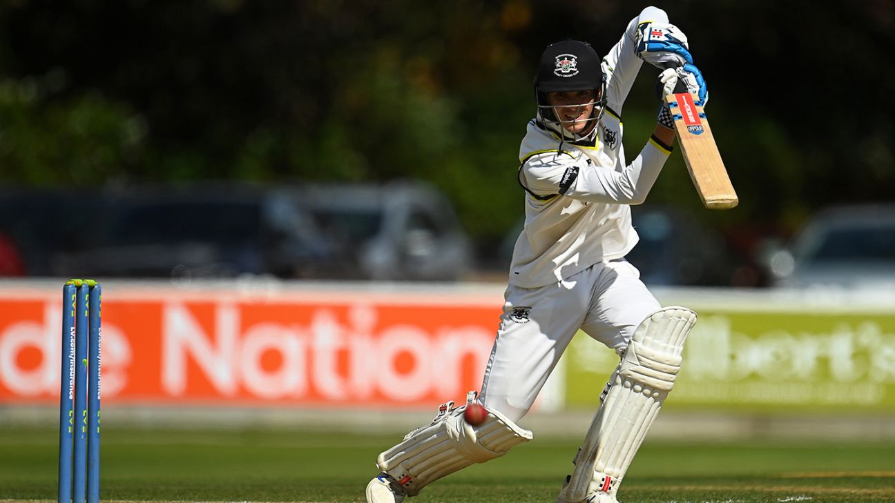 Gloucestershire Draw with Middlesex in County Championship Thriller