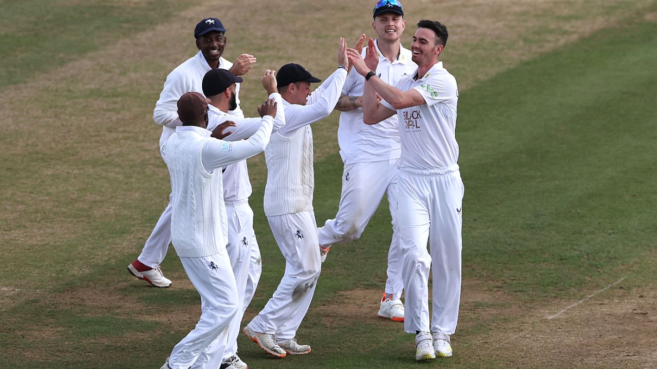 Gilchrist's Six-Wicket Haul Leaves Lancashire in Tatters